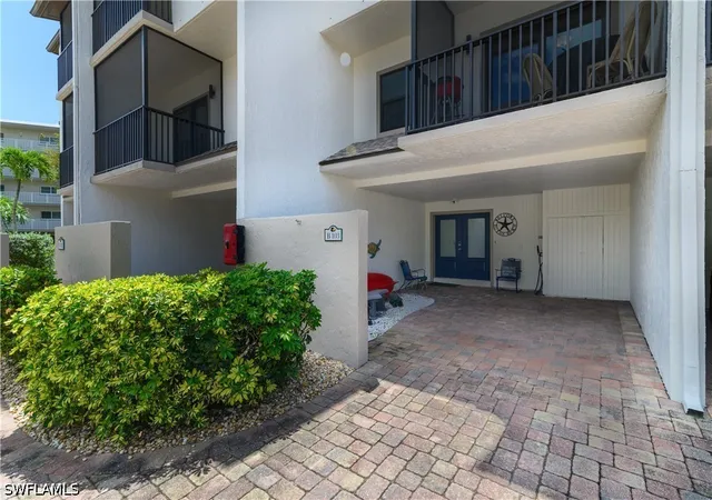 3rd image of 1130 Swallow Ave #B103, Marco Island, FL 34145 | MLS# 226016645