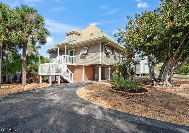 3rd image of 1410 Sand Castle Rd, Sanibel, FL 33957 | MLS# 2026019038