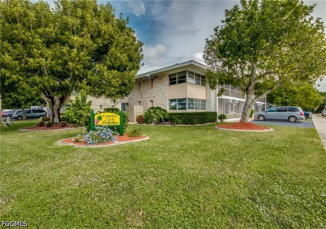 Photo 1 of Condo for sale at 4202 Se 4th Place #3, Cape Coral, FL 33904 | MLS# 2026019039 | Listing updated on 2026-06-29