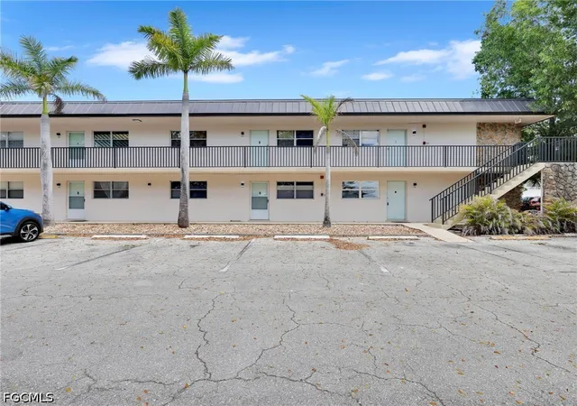 Listing Photo 1 - Condo for sale in building located at 1560 Colonial Blvd, Fort Myers, FL 33907 - Unit #235