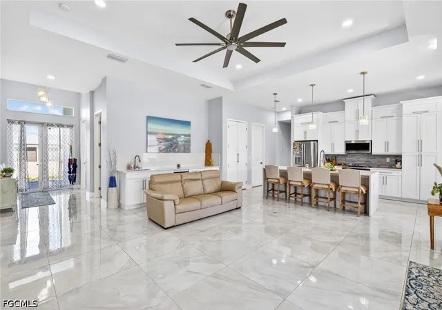Photo 4 of Single family home for sale at 10 NW 35th Avenue, Cape Coral, FL 33993 | MLS# 2026019191 | Listing updated on 2026-07-25