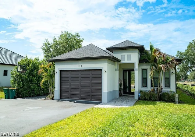 Homes for sale in Naples, FL | 218 22nd Ave Ne, Naples, FL 34120 | MLS# 226017274