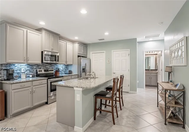 4th image of 4334 Dutchess Park Rd, Fort Myers, FL 33916 | MLS# 2026019278