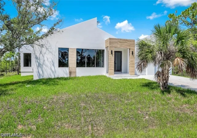 Photo 2 of Single family home for sale at 14074 Whittier Ln, Port Charlotte, FL 33981 | MLS# 226017322 | Listing updated on 2026-04-27
