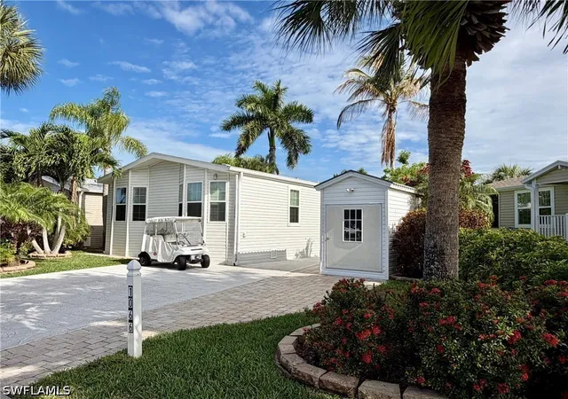 3rd image of 1066 Silver Lakes Blvd, Naples, FL 34114 | MLS# 226017371