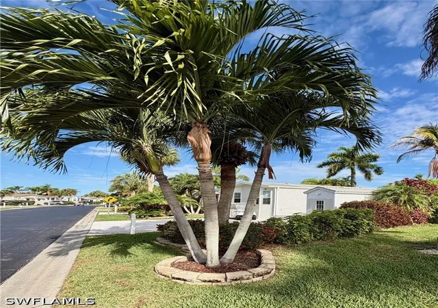 4th image of 1066 Silver Lakes Blvd, Naples, FL 34114 | MLS# 226017371