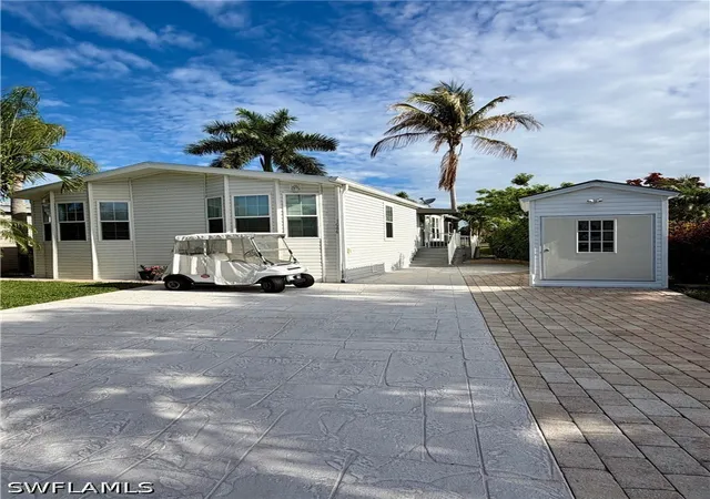 5th image of 1066 Silver Lakes Blvd, Naples, FL 34114 | MLS# 226017371