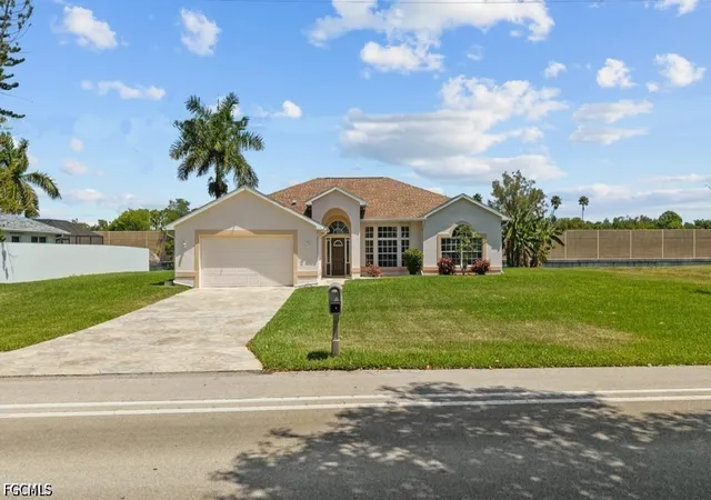Photo 1 of Single family home for sale at 2429 Everest Pkwy, Cape Coral, FL 33904 | MLS# 2026019312 | Listing updated on 2026-07-28