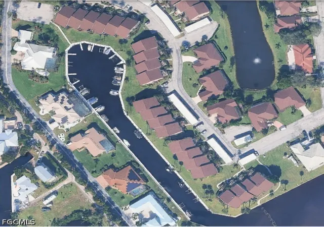 38th image of 15452 Admiralty Cir #9, North Fort Myers, FL 33917 | MLS# 2026019324