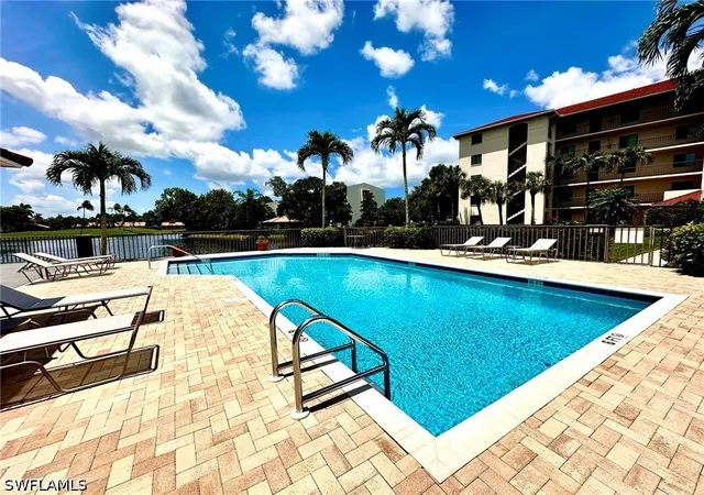 4th image of 9435 Sunset Harbor Ln #211, Fort Myers, FL 33919 | MLS# 226016577