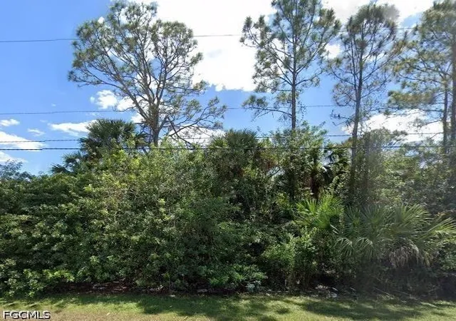 Homes for sale in Naples, FL | 2470 24th Ave Ne, Naples, FL 34120 | MLS# 2026019357
