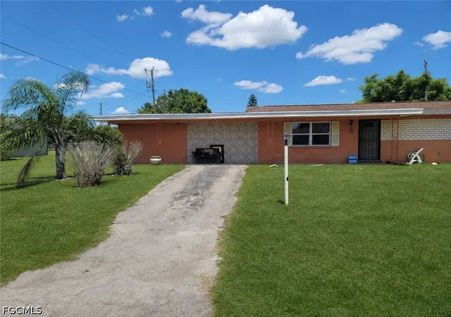 Photo 2 of Sale Pending at 511 Wyoming Rd, Lehigh Acres, FL 33936 | MLS# 2026019393 | Listing updated on 2026-08-03