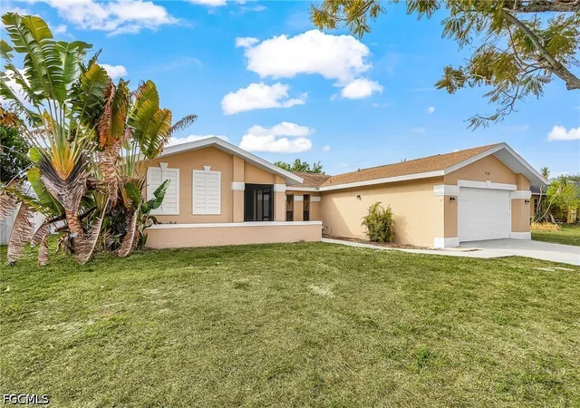 Photo 3 of Single family home for sale at 920 Se 21st Street, Cape Coral, FL 33990 | MLS# 2026019462 | Listing updated on 2026-06-17