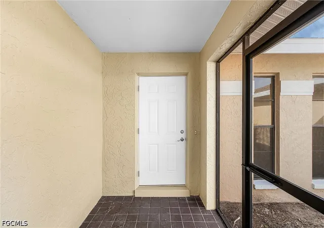 Photo 3 of Single family home for sale at 920 SE 21st Street, Cape Coral, FL 33990 | MLS# 2026019462 | Listing updated on 2026-06-17