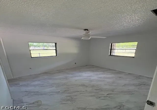 3rd image of 2558 N County 470, Lake Panasoffkee, FL 33538 | MLS# 2026019472
