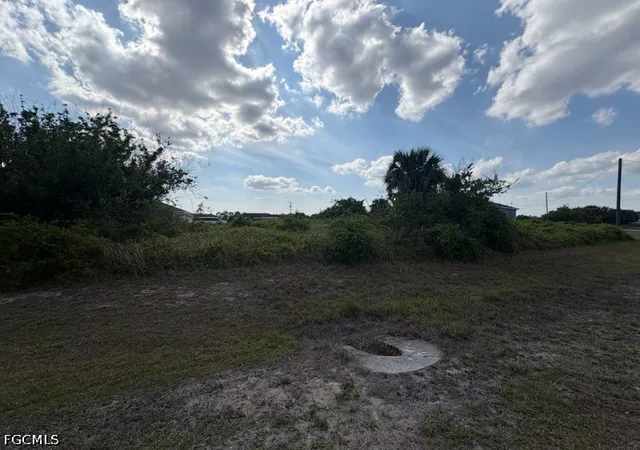 1st image of 7031 Calder Cir, Labelle, FL 33935 | MLS# 2026019518