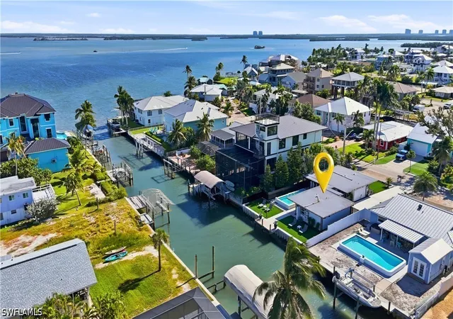 4th image of 239 Curlew St, Fort Myers Beach, FL 33931 | MLS# 226017448