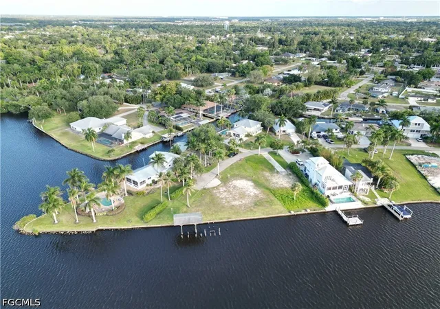 Photo 1 of Land for sale at 4567 E Riverside Dr, Fort Myers, FL 33905 | MLS# 2026019565 | Listing updated on 2026-06-05