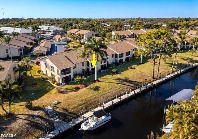 3rd image of 15350 Moonraker Ct, North Fort Myers, FL 33917