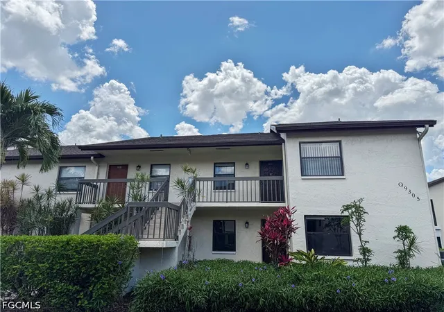 1st image of 9305 Lake Park Dr #104, Fort Myers, FL 33919 | MLS# 2026019682