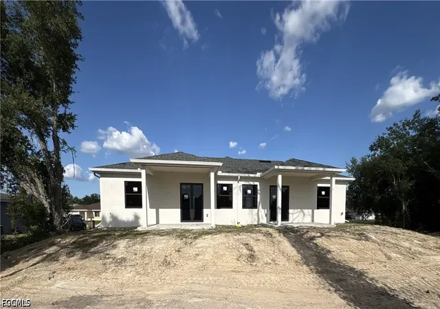 11th image of 332/334 Gilbert Ave S, Lehigh Acres, FL 33973 | MLS# 2026019717