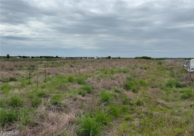 2nd image of 6435 1st Rd, Labelle, FL 33935 | MLS# 2026019734