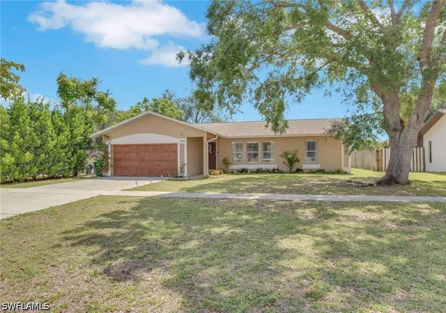 Photo 2 of Single family home for sale at 3300 Valencia Dr, Naples, FL 34120 | MLS# 226017739 | Listing updated on 2026-10-06