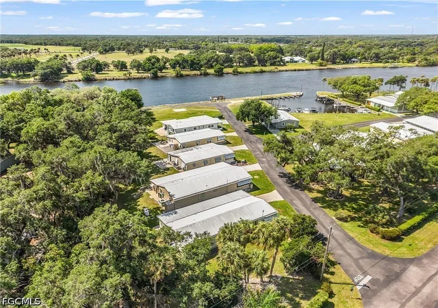Homes for sale in Alva, FL | 5 Erica St, Alva, FL 33920 | MLS# 2026019766