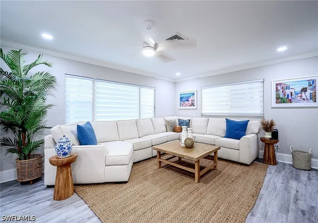 Photo 1 of Single family home for sale at 810 103rd Avenue N, Naples, FL 34108 | MLS# 226017159 | Listing updated on 2026-06-30