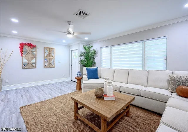 Photo 3 of Single family home for sale at 810 103rd Avenue N, Naples, FL 34108 | MLS# 226017159 | Listing updated on 2026-06-30