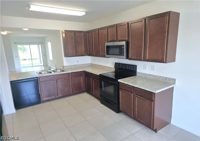 2nd image of 1148 Nw 27th Ct, Cape Coral, FL 33993 | MLS# 2026019860