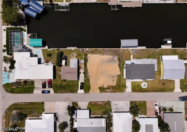 4th image of 2652 Bridgeview St, Matlacha, FL 33993 | MLS# 2026019888