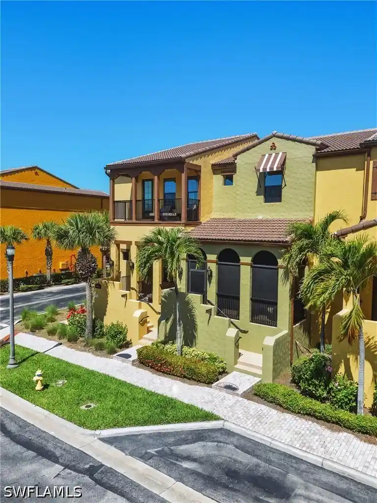 2nd image of 9065 Albion Ln N, Naples, FL 34113