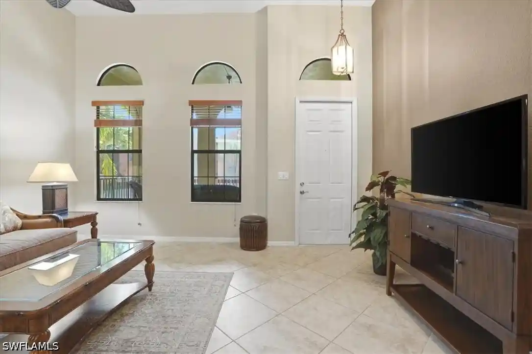 5th image of 9065 Albion Ln N, Naples, FL 34113