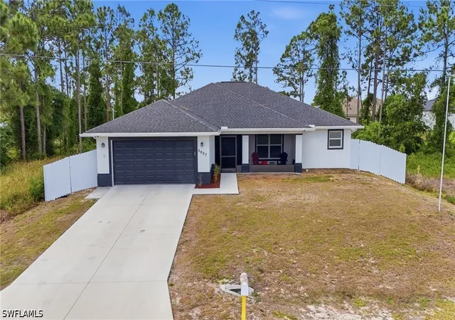 2nd image of 2907 18th St Sw, Lehigh Acres, FL 33976 | MLS# 226017776