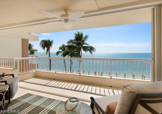 4th image of 990 Cape Marco Dr #307, Marco Island, FL 34145 | MLS# 226017936