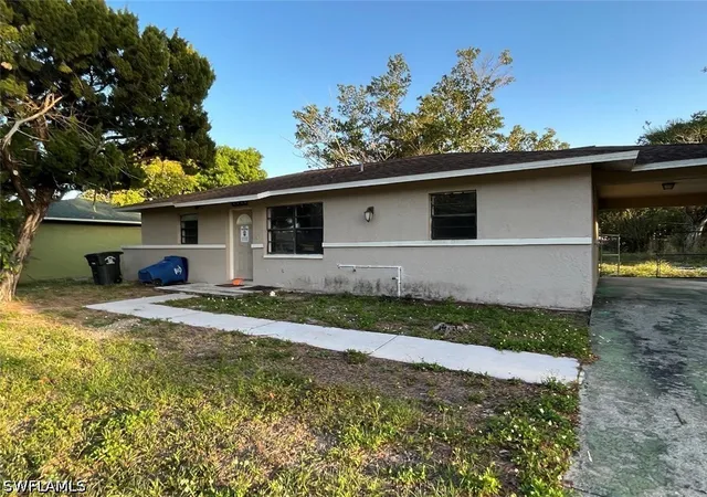 Photo 2 of Sale Pending at 2656 Dr Ella Piper Way, Fort Myers, FL 33916 | MLS# 226017691 | Listing updated on 2026-07-22