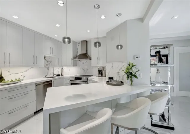 1st image of 231 3rd Ave S #231, Naples, FL 34102 | MLS# 226017659
