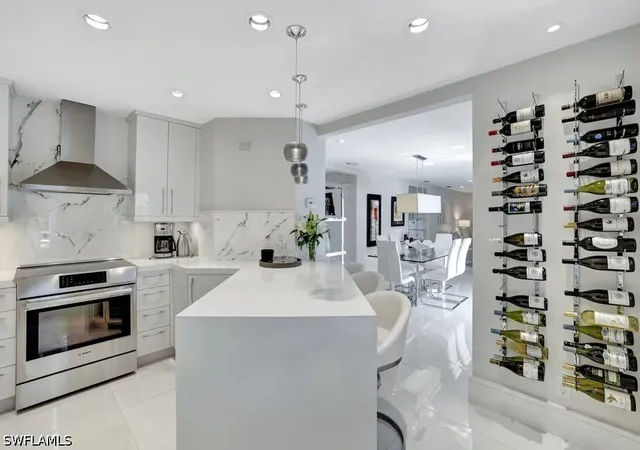 2nd image of 231 3rd Ave S #231, Naples, FL 34102 | MLS# 226017659