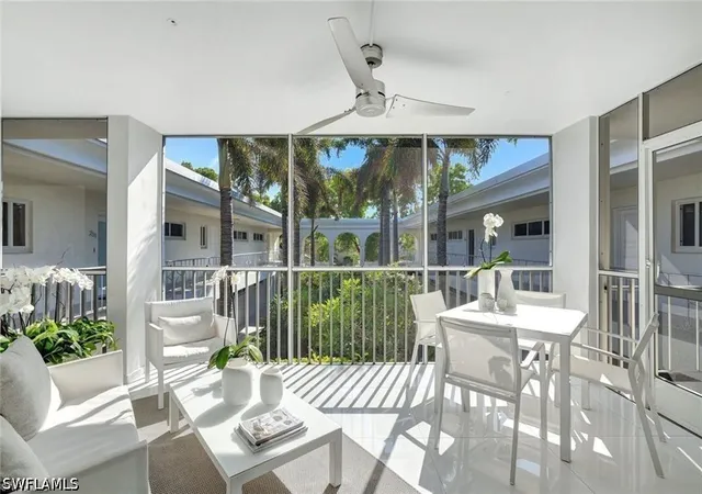 4th image of 231 3Rd Ave S, Naples, FL 34102