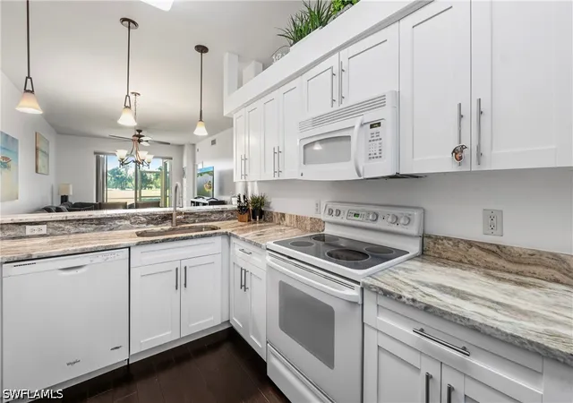Listing Photo 4 - Condo for sale in building located at 21321 Lancaster Run, Estero, FL 33928 - Unit #614