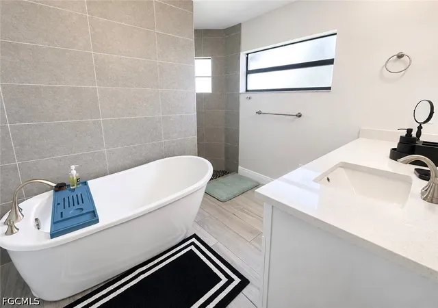 41st image of 1008 Nw 12th Ave, Cape Coral, FL 33993 | MLS# 2026020085