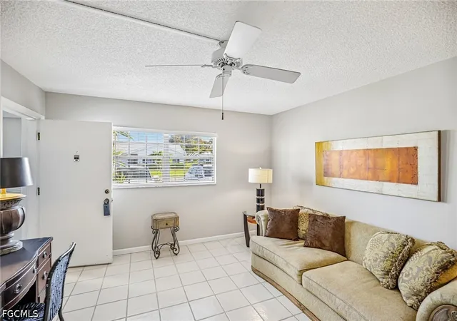 5th image of 1514 Edgewater Cir #3A, Fort Myers, FL 33919 | MLS# 2026020091