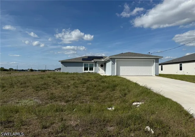 2nd image of 9026 E Justice Cir, Labelle, FL 33935 | MLS# 226017341