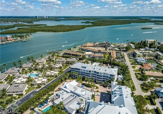 19th image of 160 Palm St #308, Marco Island, FL 34145 | MLS# 226018125