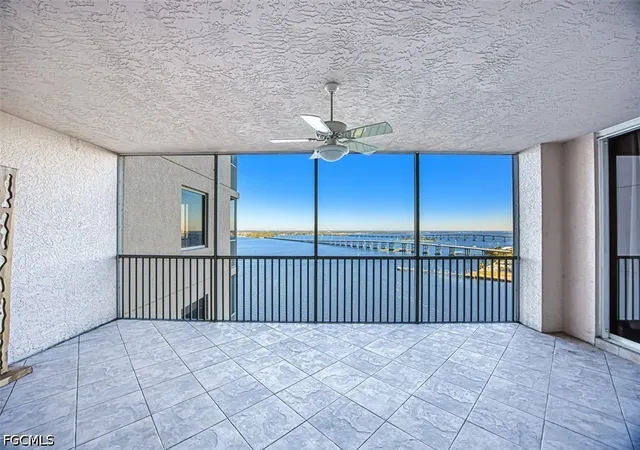 4th image of 2090 W 1St St, Fort Myers, FL 33901
