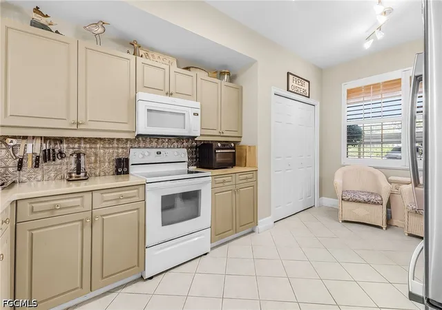 2nd image of 10550 Amiata Wy #104, Fort Myers, FL 33913 | MLS# 2026020229