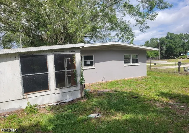 2nd image of 1270 Pinecrest St, North Fort Myers, FL 33903 | MLS# 2026020233
