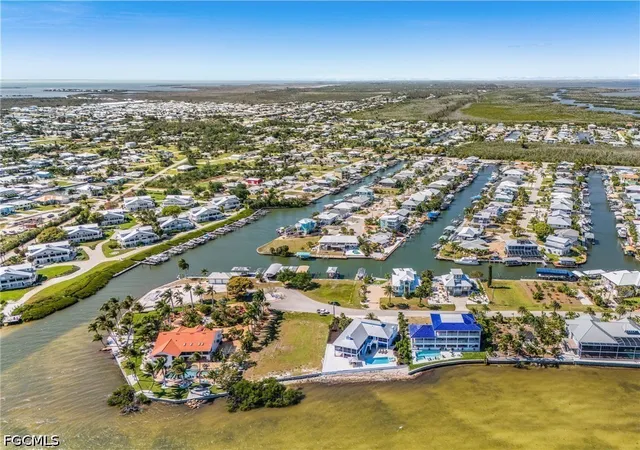 49th image of 2096 Macadamia St, Saint James City, FL 33956 | MLS# 2026020265