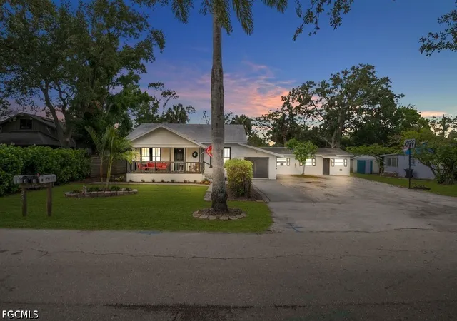 2nd image of 1840 Lafayette St, Fort Myers, FL 33901 | MLS# 2026020312